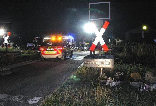 Rechts oben ist die Werbeanlage zu sehen, die nach Meinung von Bürgern, die die Strecke oft fahren, zu grell leuchtet und deshalb ablenkt. Foto Barth