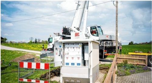 Um den Leitungsbau und den Erwerb von Grundstücken für Umspannwerke oder Trafostationen zu beschleunigen, braucht es eine Akzeptanzkampagne von Politik, Energiewirtschaft, Industrie und Kommunen.