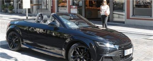 Wer mehrere Stunden parkt, sollte das Dach schließen, warnt die Versicherung HUK-Coburg. Foto AUM/HUK-Coburg