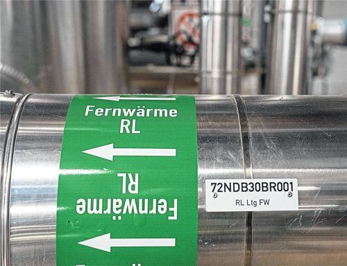 Wohin fließt die Fernwärme? Lobbyisten kritisieren Unklarheiten im neuen Gebäudeenergiegesetz.Foto  IMAGO/Chris Emil Janßen
