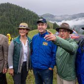 Auf dem Berg sind alle gegen den Wolf