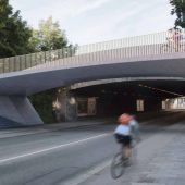 Stammstrecke wieder gesperrt 57-Jähriger tritt Mann vom Rad Neue Brücke kommt nach Pasing