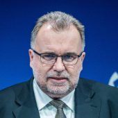 Wirtschaft verlangt Kurswechsel