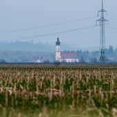Bürger entscheiden über BMW-Fabrik