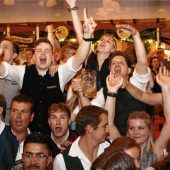 Super Stimmung und „Säddisfäktschn“ in den Bierburgen