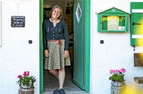 Almerin Justina Frese verbringt ihren ersten Almsommer auf der Feichteckalm am Samerberg.Foto Hötzelsperger
