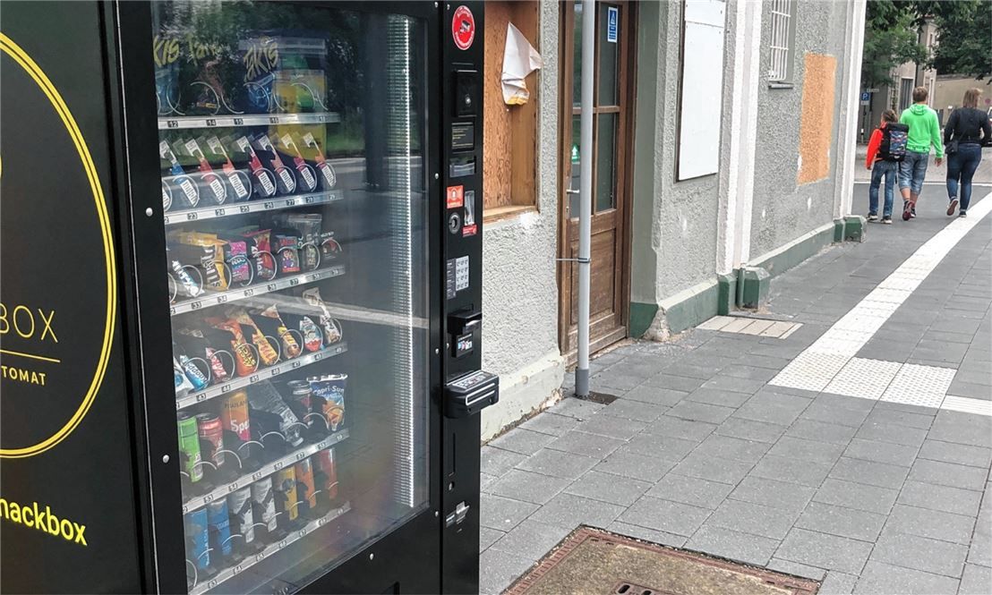 vapen in der bahn Schön im Zug vapen, merkt ja keiner main image 1