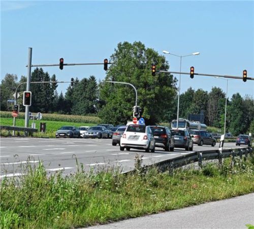 An der Weko-Kreuzung mussten Autofahrer in den vergangenen Tagen mehr Zeit einplanen. Foto Peter Schlecker