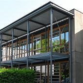 Rosenheimer Gymnasium in Raumnot