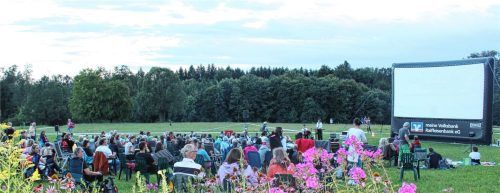 Das erfolgreiche Open-Air-Kino wird im nächsten Jahr im Park wiederholt.Foto Ammelburger