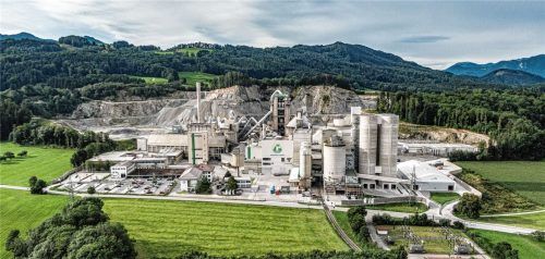 Das Zementwerk in Rohrdorf (im Bild) und das Zementwerk Hatschek in Gmunden sind die energieintensivsten Standorte der Rohrdorfer Unternehmensgruppe.Foto Rohrdorfer Unternehmensgruppe