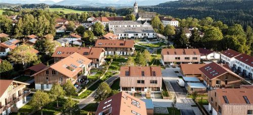 Der Klosteranger in Weyarn ist nach Umbau und Sanierung heute Mittelpunkt eines lebenswerten und außergewöhnlichen neuen Quartiers.