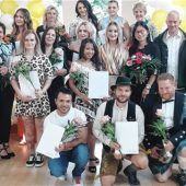 Fachkräfte feiern erfolgreichen Abschluss