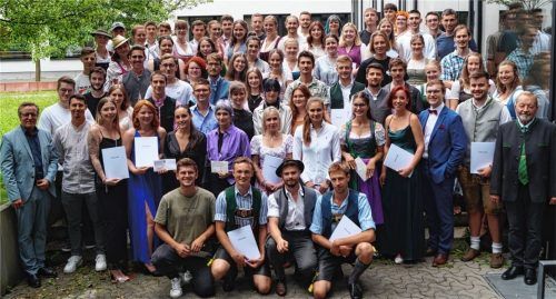 Die Staatspreisträger wurden für ihre besonderen Leistungen geehrt. Foto re