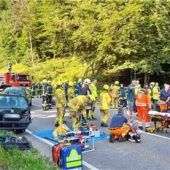 Autofahrer bei Unfall schwer verletzt