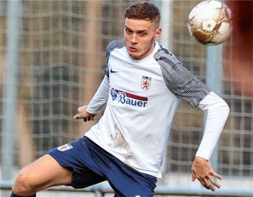 Edeljoker: Daniel Kononenko sicherte Wasserburg in Unterzahl den einen Punkt.Foto mb.presse – Butzhammer