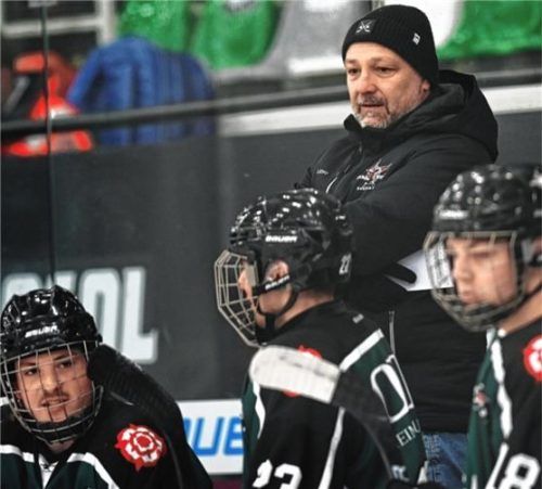 Gerhard Unterluggauer, Trainer der Rosenheimer U20, ist für die neue Saison zuversichtlich. Foto  Hans-Jürgen Ziegler
