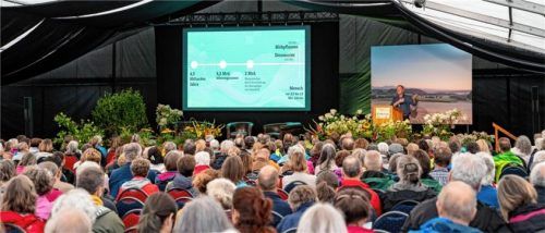 Gut besucht waren die Vorträge bei Fischer‘s Effektiven Mikroorganismen-Tagen. Foto re