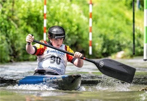 Maxi Scott siegte im Junioren-Einer- und Zweier-Canadier. Foto re