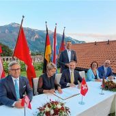 Gipfel im Schatten der Kampenwand