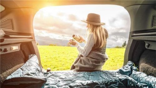 Naturnahes Camping liegt hoch im Kurs. Foto Adobe/Andrii IURLOV