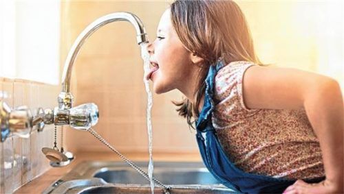 Regen kann sogar in Trinkwasser umgewandelt werden.

Foto PeopleImages/istockfoto.com/akz-o