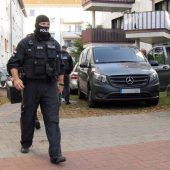 100 Syrer eingeschleust: Bundesweite Razzia