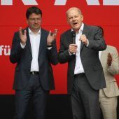 Der Kandidat, der Kanzler und die Krise