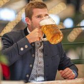 Der Bier-Inspektor auf der Wiesn