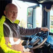 Brummifahrer mit Mission reicht Petition beim Bundestag ein