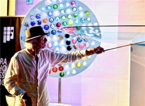 Außergewöhnliche Darbietung mit Glaskünstler Florian Lechner. Foto lechner