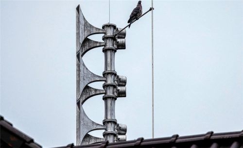 Damit es am bundesweiten Warntag nicht mehr still bleibt: Im Oktober werden in Kolbermoor vier moderne Sirenen installiert, die neben dem Warnton zum Brandschutz auch den speziellen Ton zur Warnung der Bevölkerung abspielen können. Foto dpa