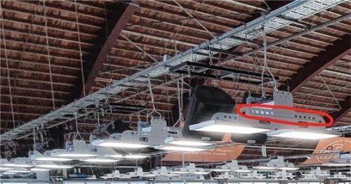 Das rot markierte Teil hat sich gelöst. Foto Stadt Rosenheim