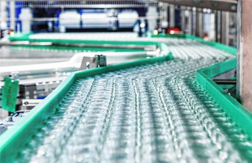 Die Abfüllstraße von Alete im Werk Weiding. Foto Innfood