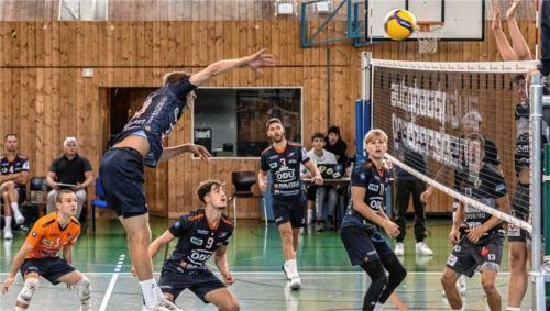 Die Mühldorfer sind hungrig, freuen sich auf die neue Saison. Im Angriff: Fabian Bartsch. Foto Bartsch/fab