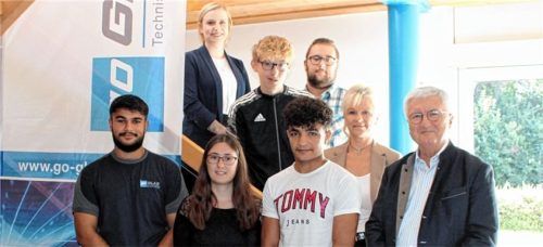 Fünf neue Azubis starten ihren Weg ins Berufsleben bei der Otto Glas Handels-GmbH.