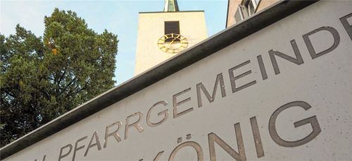 Große Veränderungen stehen den Gläubigen in Rosenheim bevor. Unser Bild zeigt den Kirchturm von Christkönig. Foto Aerzbäck