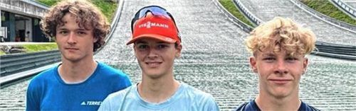 Hervorragend beim Alpencup in Liberec sowie in Tschagguns: Die Kombinierer vom WSV Oberaudorf, von links Benedikt und Jonathan Gräbert sowie Felix Brieden. al