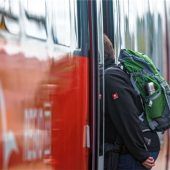 Mit Bus und Bahn zur Wandertour