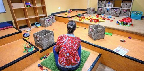 Immer mehr Kitas in der Region haben mit Personalmangel zu kämpfen. Die ersten Gruppen mussten schon geschlossen werden. Foto dpa