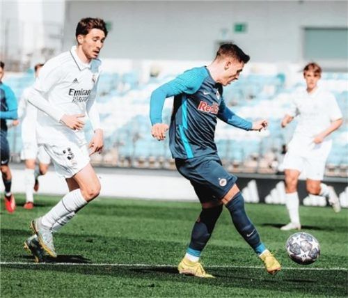 Mark Gevorgyan im Achtelfinalspiel der UEFA Youth League bei Real Madrid.Foto Red Bull Salzburg
