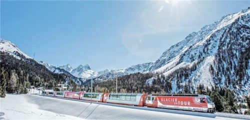 Mit dem Panoramazug Glacier Express und DERTOUR unterwegs im Winter-Wunderland Schweiz. Foto Rhätische Bahn AG, Chur