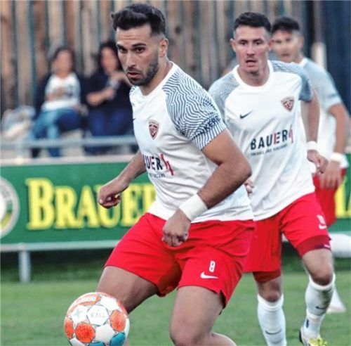 Samed Bahar trägt ab sofort wieder das Trikot des TSV Buchbach. Foto Michael Buchholz