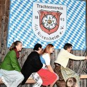 Trachtler bitten zum Tanz