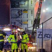 Baustellen-Container brennt völlig aus