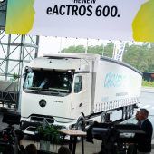 Daimler stellt E-Truck vor Einigung beim Industriestrom? Negativzinsen vor Bundesgerichtshof Materialengpässe gehen leicht zurück Immer mehr Hacker-Angriffe