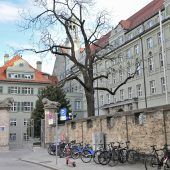 Gruppe greift Gefangenen-Transport an