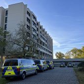 Bombendrohungen: Schulen geräumt