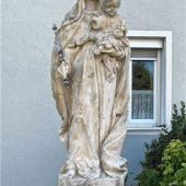 Marienstatueim neuen Glanz