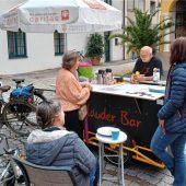 „Plauderbar“ bringt Rosenheimer ins Gespräch